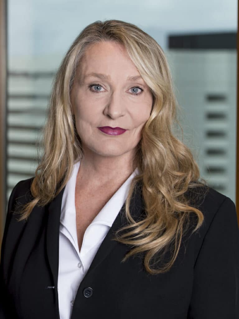 Sarshar Kimberly Bio