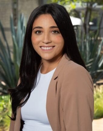 Hernandez, Alena